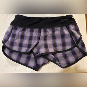 RARE!! Lululemon plad black and purple speed shorts! size 4